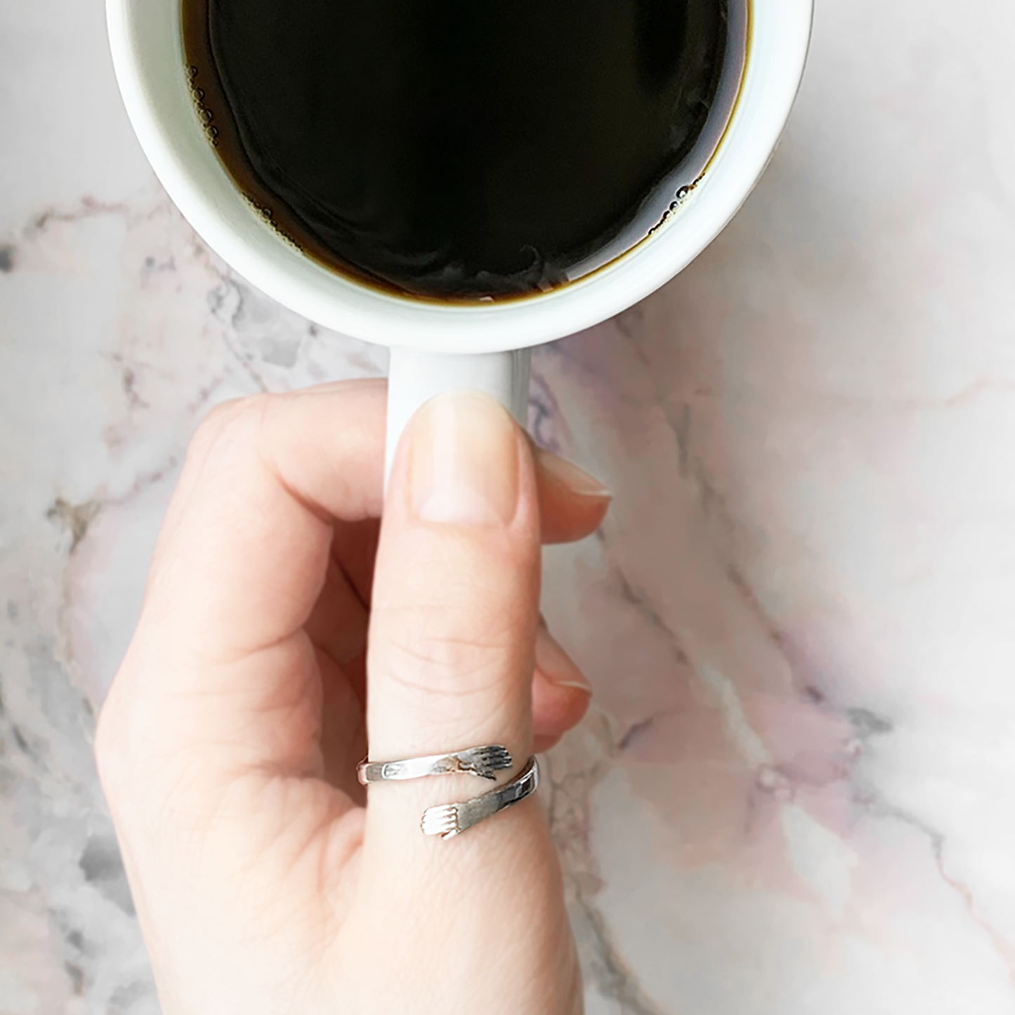 Produktfoto Ring "Hug Me" - Ringe im Shop von COPARIE.